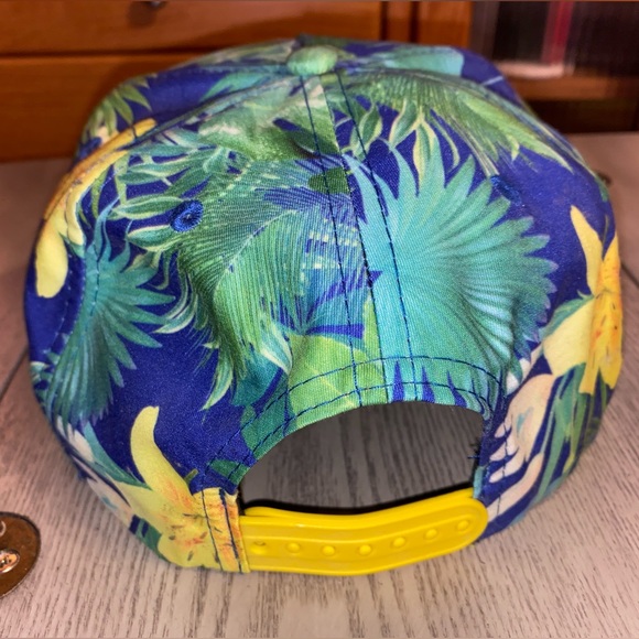 SpongeBob SquarePants Mens Snapback Flat-bill Hat Tropical Floral Pattern - Picture 2 of 6